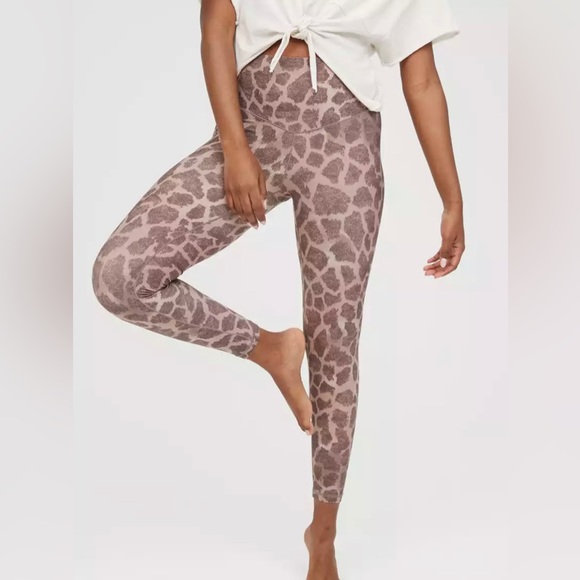 ♥️ OFFLINE Real Me High Waisted Legging - Picture 1 of 10